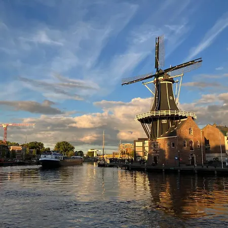 فندق مبيت وإفطار Lowlander