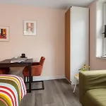 Lowlander Bed & Breakfast
